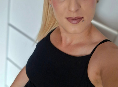 Pissing - ogłoszenie towarzyskie użytkownika StarryMarta