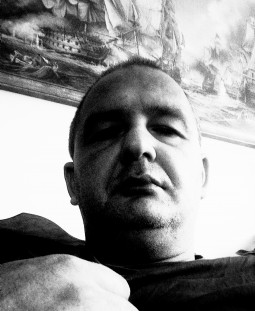 Dojrzali / Dojrzałe (MILF) - ogłoszenie towarzyskie użytkownika OlenCyril974